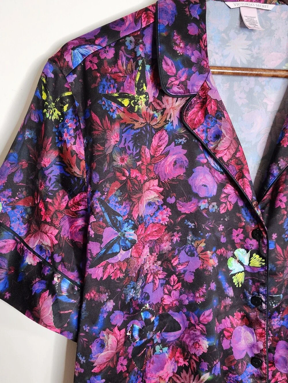 Victoria's Secret Deadstock Silky ButterflyFloral Short Sleeve Pajama Set Medium